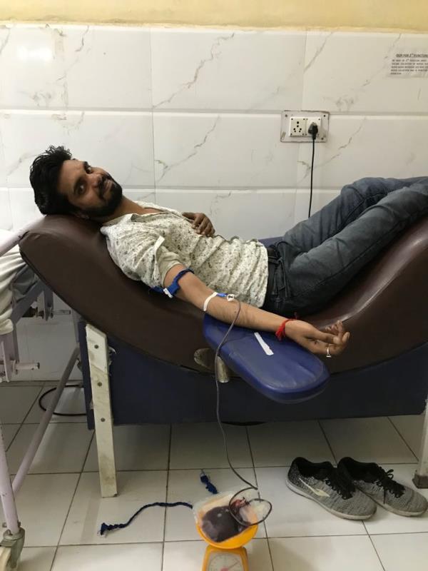 Ratandeep jha donated blood for the first time